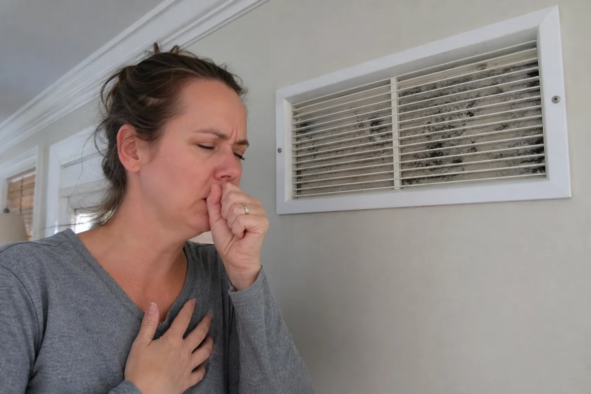 Person with respiratory symptoms near moldy vent